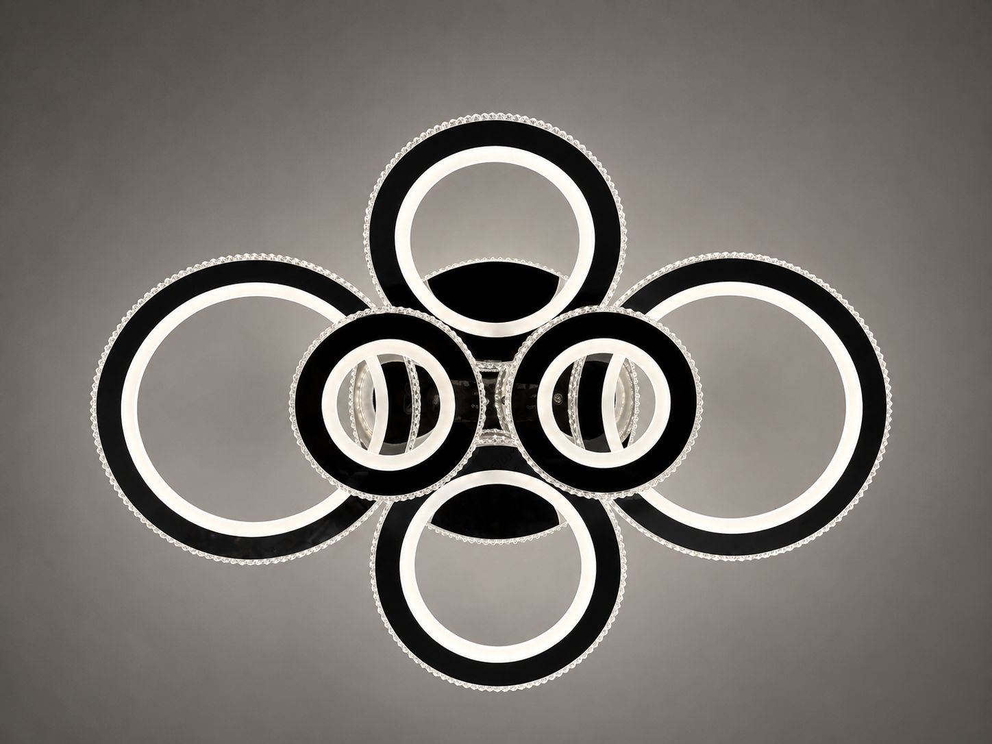 WhatsApp Image 2026-06-24 at 2.28.28 PM LAMPARA DECORATIVA NUVORA 180W - Imagen 1